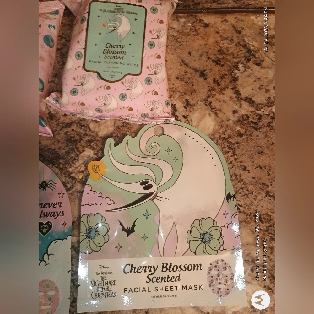 Nightmare before Christmas Disney beauty set New